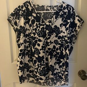Emery Rose Floral Top